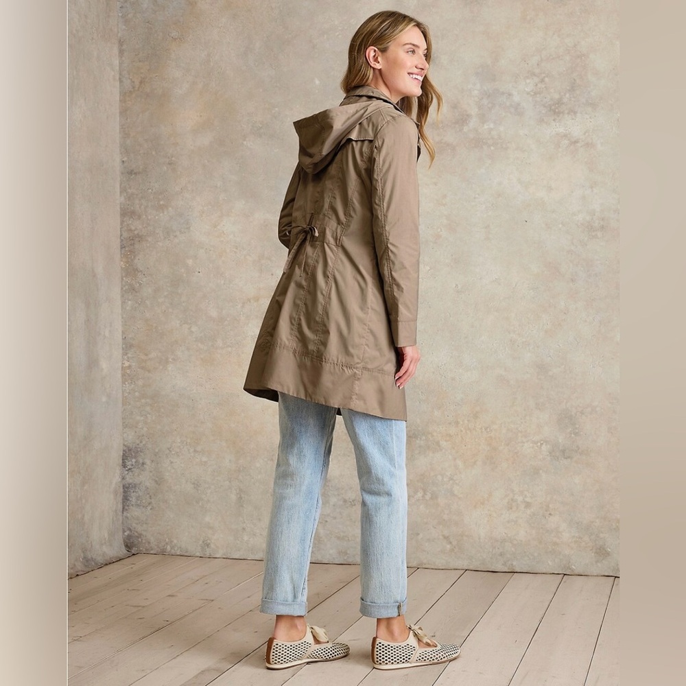Cole Haan Back Bow Packable Hooded Raincoat in Champagne